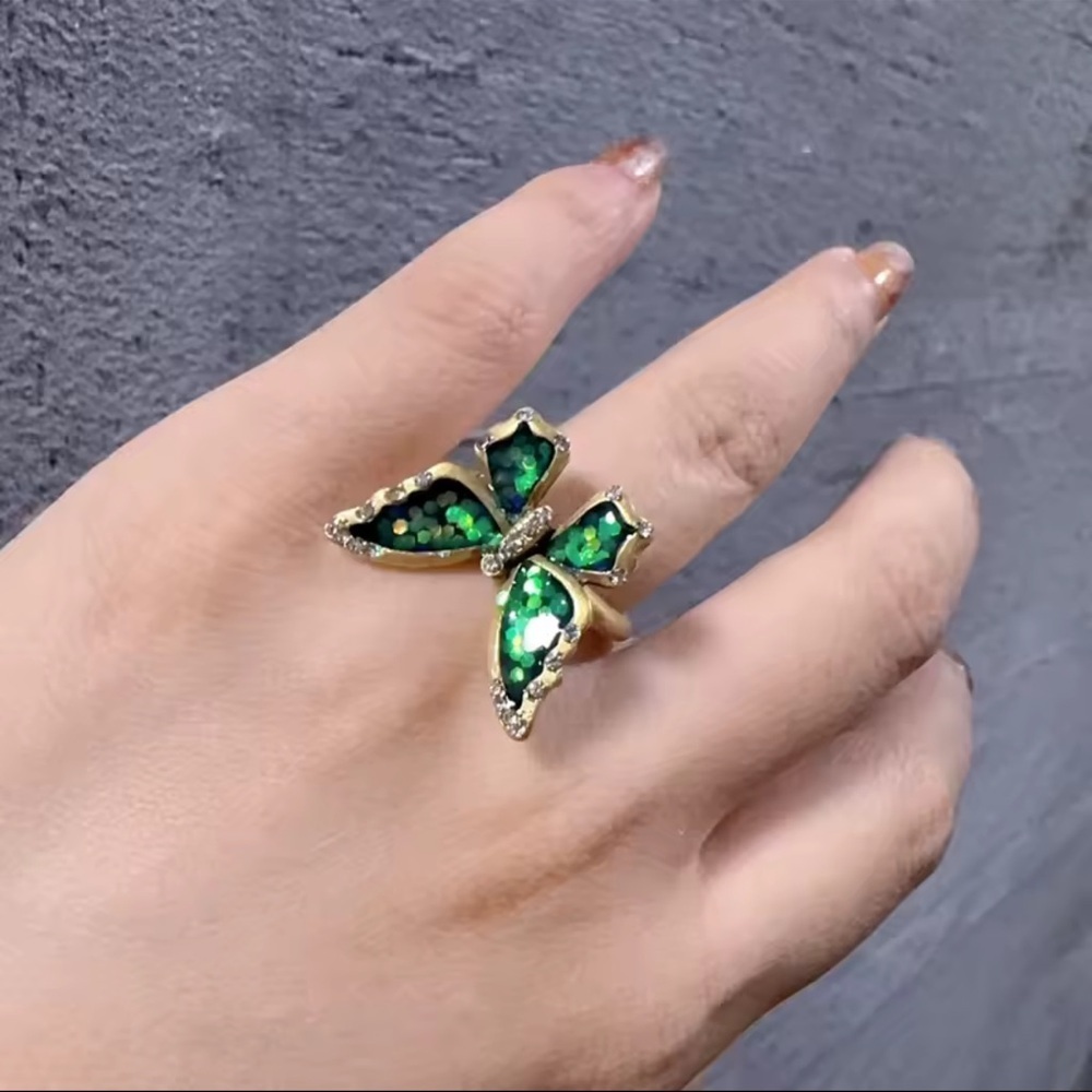 Antique Butterfly Midnight Ring - Picture 4 of 11
